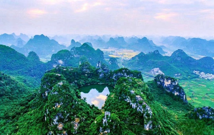 图1为八仙天池.jpg