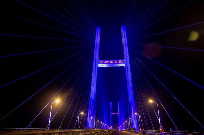 台州湾大桥 夜景.jpg
